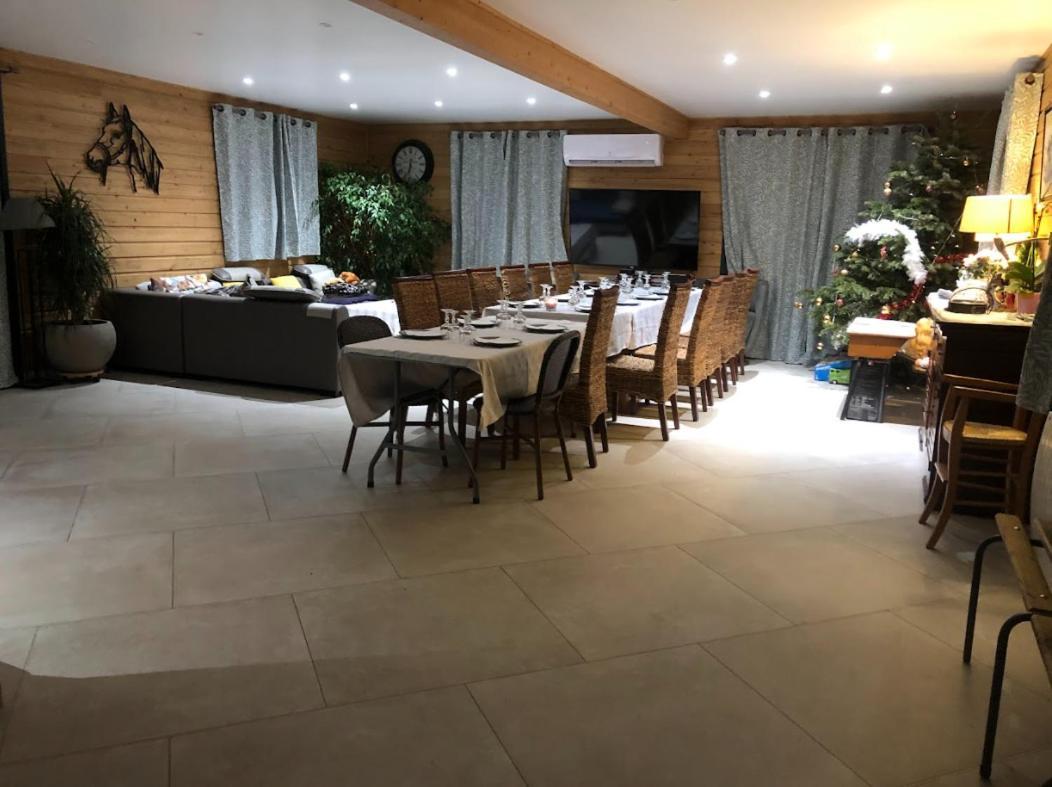 Camping La Haie Penee **** Saint-Quentin-en-Tourmont Eksteriør bilde