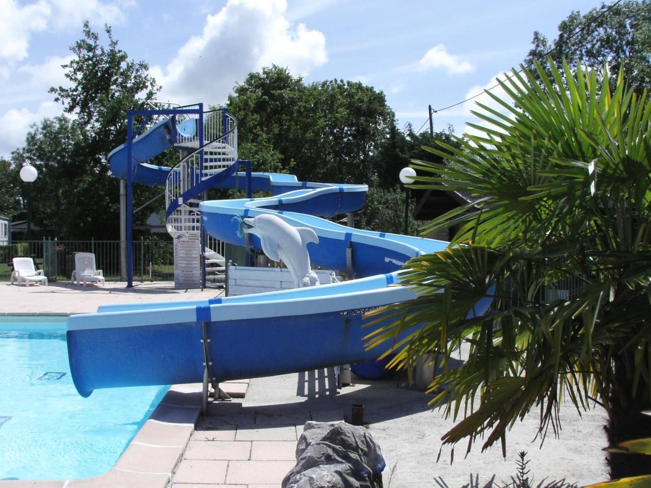 Camping La Haie Penee **** Saint-Quentin-en-Tourmont Eksteriør bilde