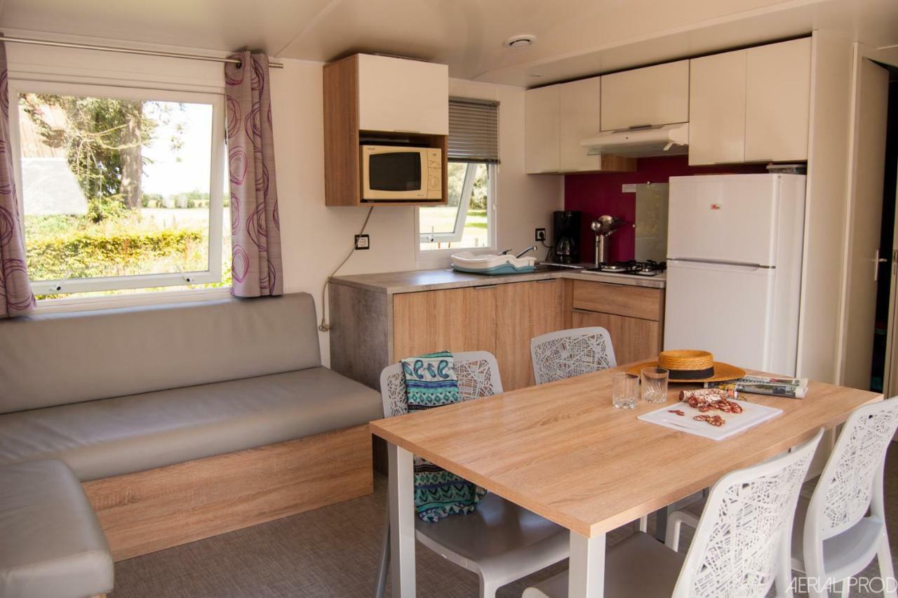 Camping La Haie Penee **** Saint-Quentin-en-Tourmont Eksteriør bilde
